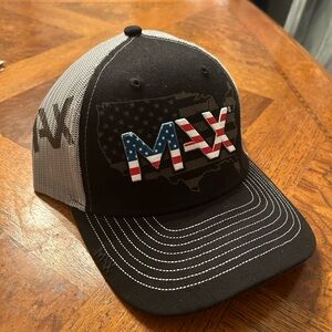 MAX Apparel Snapback NWT